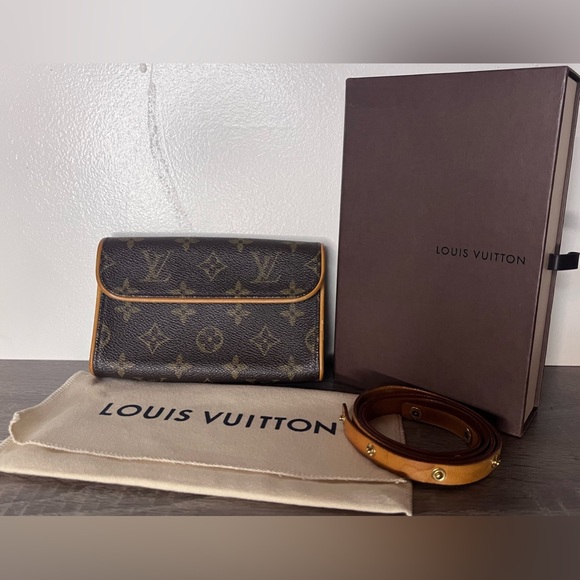 Authentic Louis Vuitton Pochette Florentine Pouch Waist Bag/ clutch/ fanny pack - Picture 1 of 12